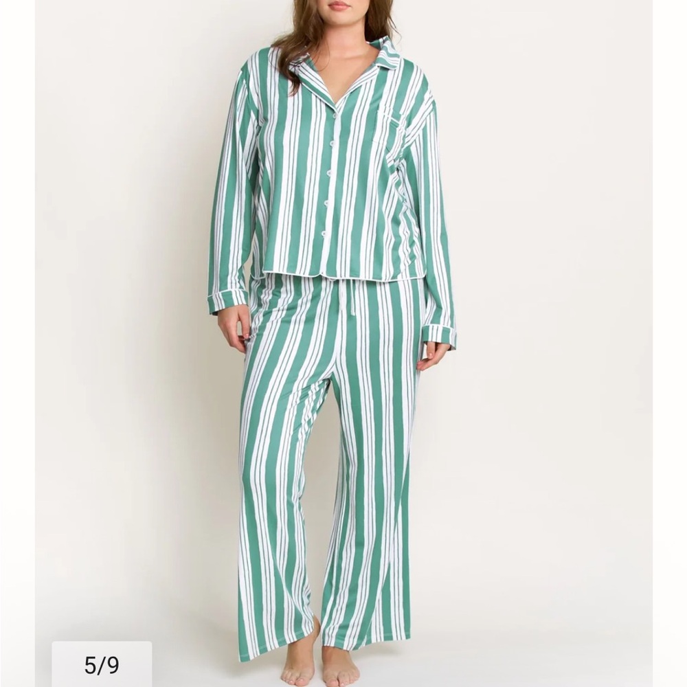 Honeydew Intimates Green and White Striped Pajama Set